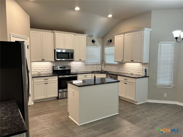 620 Holstein Drive, Belton, TX 76513