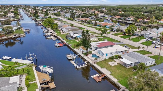 4424 FLORAMAR TERRACE, New Port Richey, FL 34652