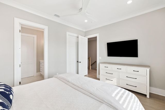 221 E Lakeshore Drive, Panama City Beach, FL 32413