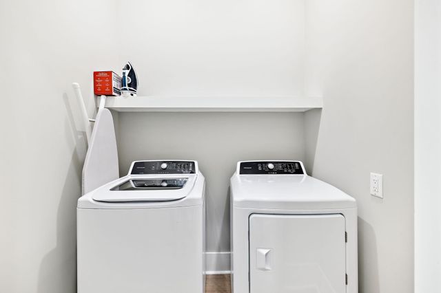 221 E Lakeshore Drive, Panama City Beach, FL 32413