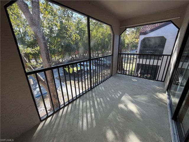 2214 Arbour Walk CIR # 2023, Naples, FL 34109