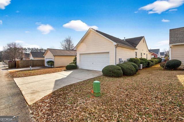 1439 Wilshire Way, Mcdonough, GA 30253