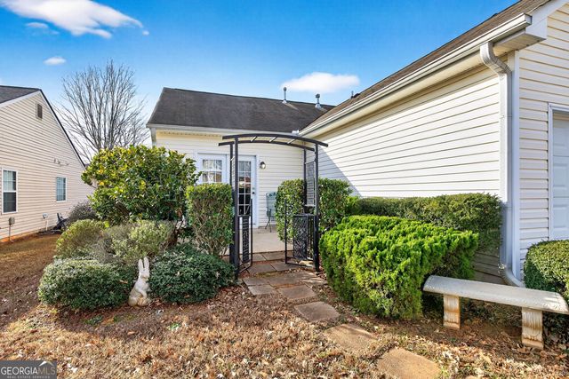 1439 Wilshire Way, Mcdonough, GA 30253