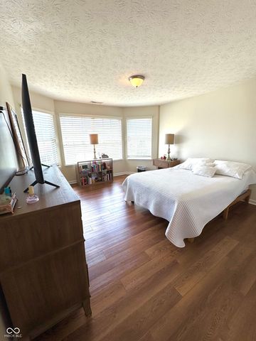4414 Hickory Grove Boulevard, Greenwood, IN 46143