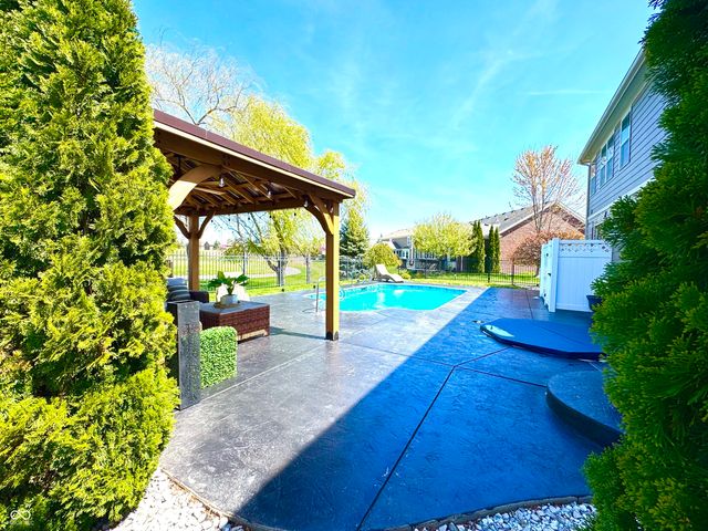 4414 Hickory Grove Boulevard, Greenwood, IN 46143