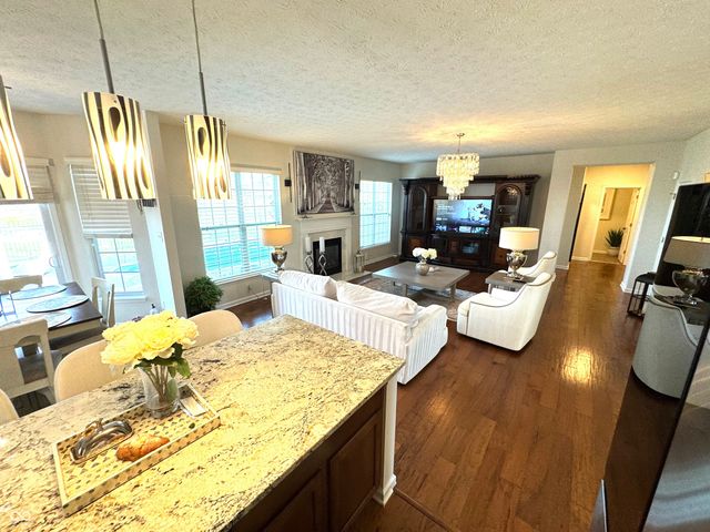 4414 Hickory Grove Boulevard, Greenwood, IN 46143