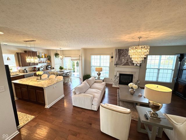 4414 Hickory Grove Boulevard, Greenwood, IN 46143