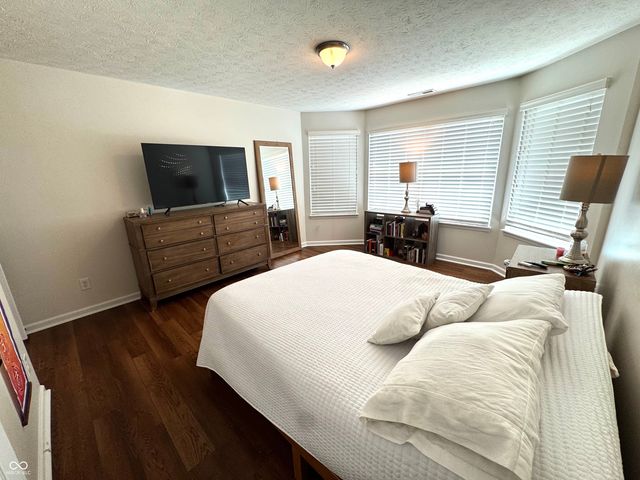 4414 Hickory Grove Boulevard, Greenwood, IN 46143