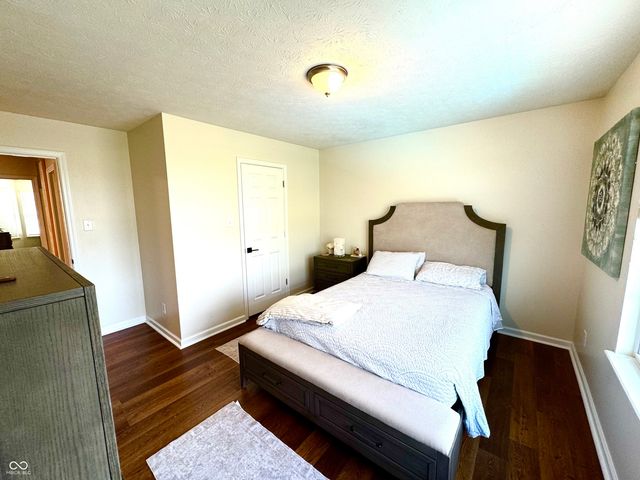 4414 Hickory Grove Boulevard, Greenwood, IN 46143