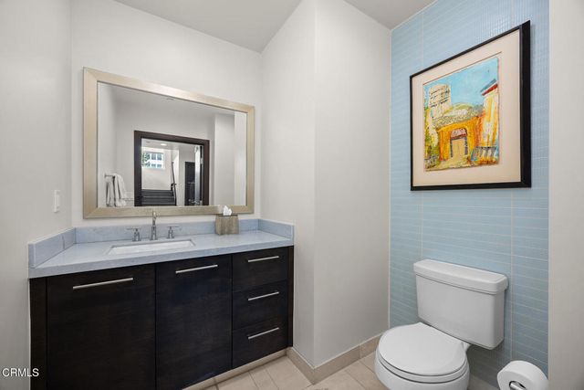 257 S Hudson Avenue 301, Pasadena, CA 91101
