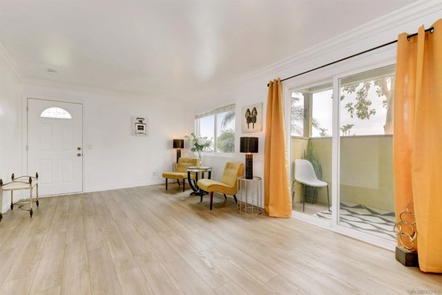 194 Avenida Descanso A, Oceanside, CA 92057