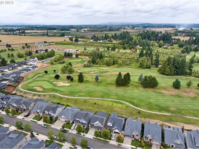 429 TURNBERRY Ave, Woodburn, OR 97071