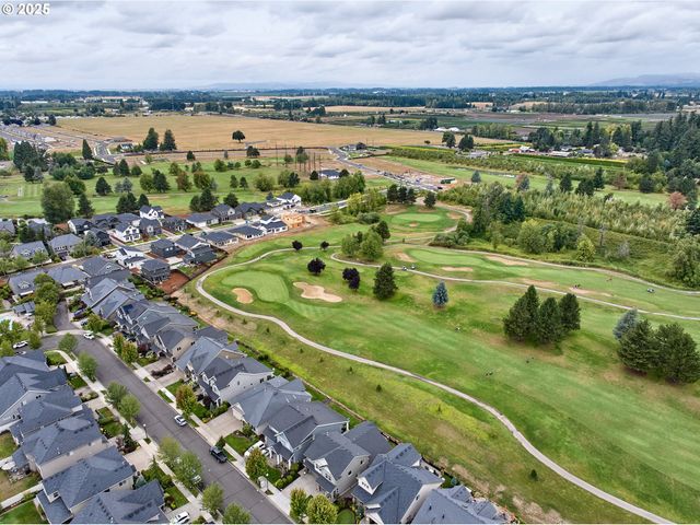 429 TURNBERRY Ave, Woodburn, OR 97071