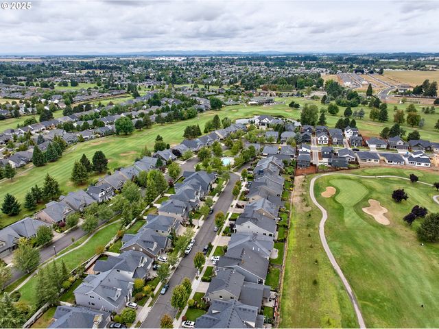 429 TURNBERRY Ave, Woodburn, OR 97071