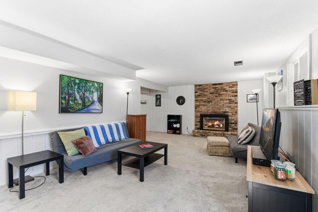 18335 County Road 24, Plymouth, MN 55447