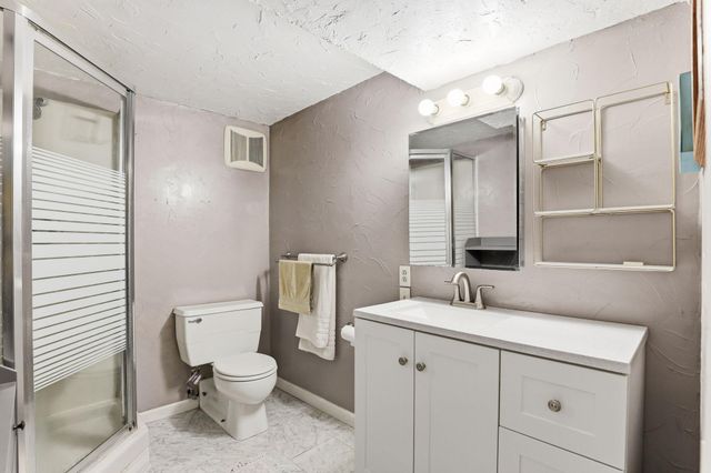 18335 County Road 24, Plymouth, MN 55447