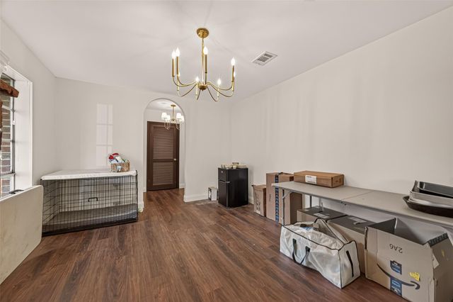 11029 Fm-1764, Santa Fe, TX 77510