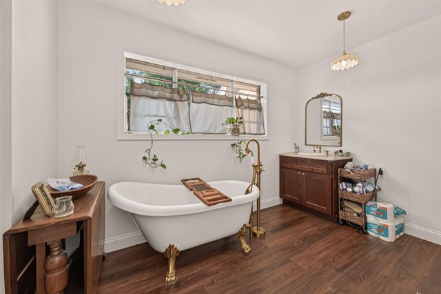 11029 Fm-1764, Santa Fe, TX 77510