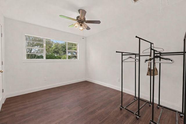 11029 Fm-1764, Santa Fe, TX 77510