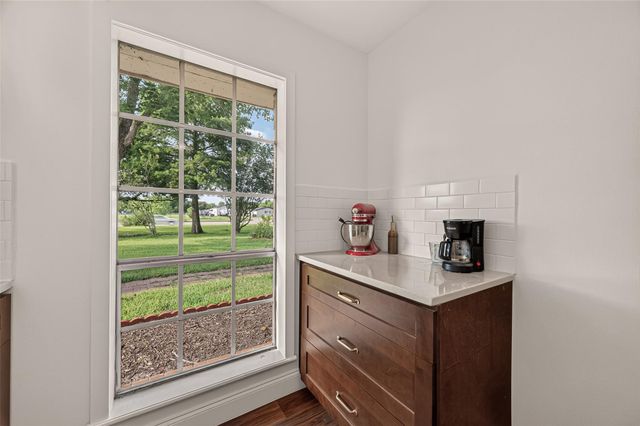 11029 Fm-1764, Santa Fe, TX 77510