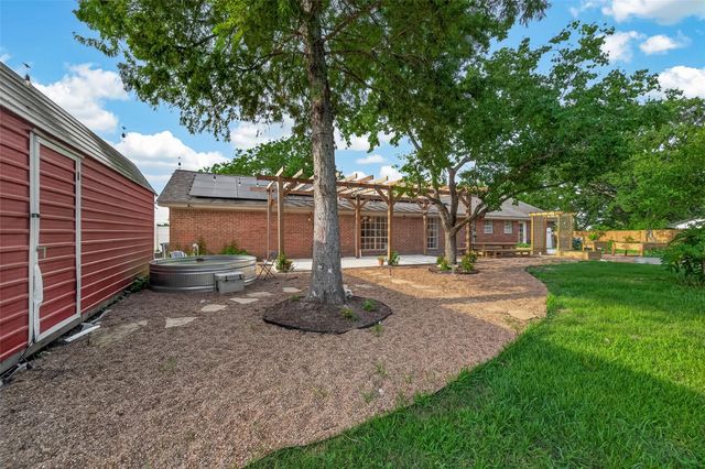 11029 Fm-1764, Santa Fe, TX 77510