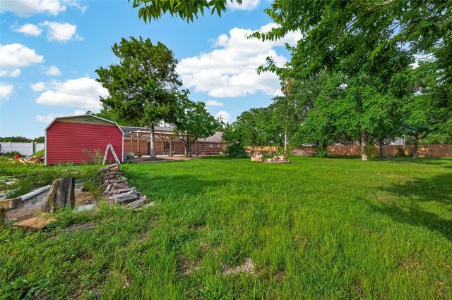 11029 Fm-1764, Santa Fe, TX 77510