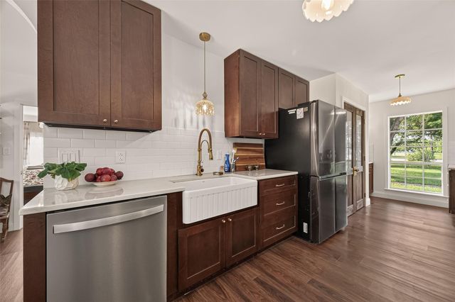 11029 Fm-1764, Santa Fe, TX 77510