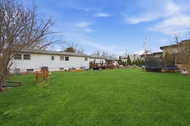 810 N Cherry Street, Addison, IL 60101