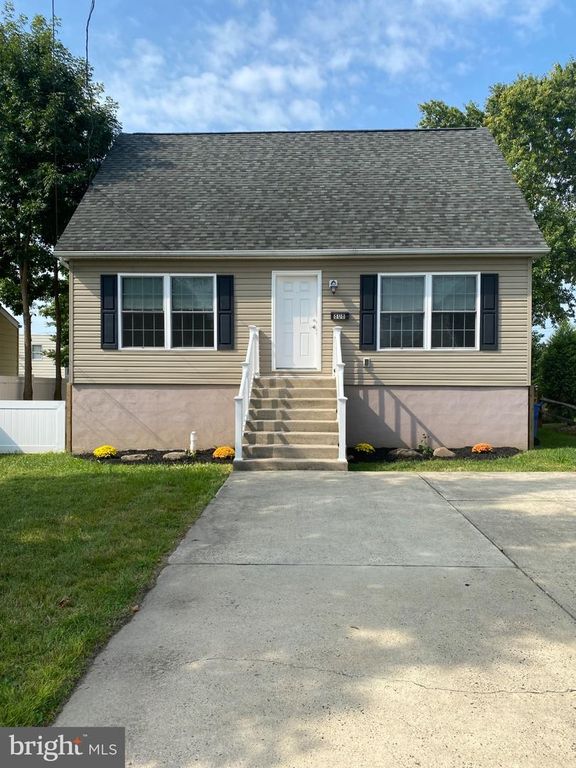 808 5TH AVE, Croydon, PA 19021