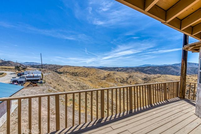 30668 3/4 Tick Canyon, Canyon Country, CA 91387