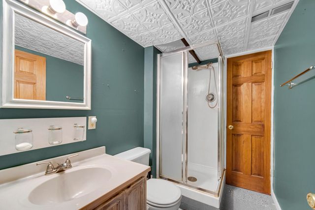 200 N Kelly Street, Hobart, IN 46342
