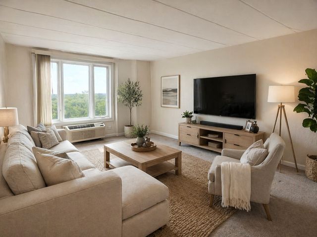 1 Renaissance Place 720, Palatine, IL 60067