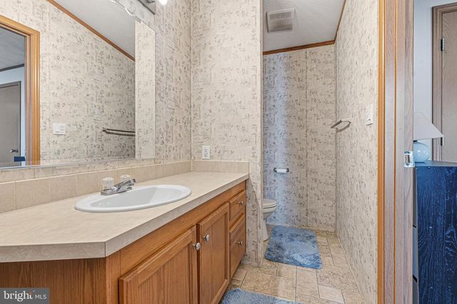 94 GINWOOD LANE, Baltimore, MD 21221