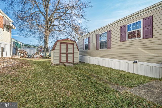 94 GINWOOD LANE, Baltimore, MD 21221