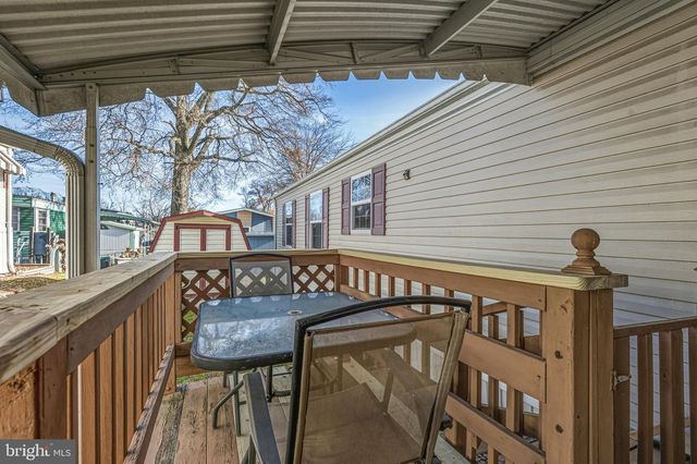 94 GINWOOD LANE, Baltimore, MD 21221