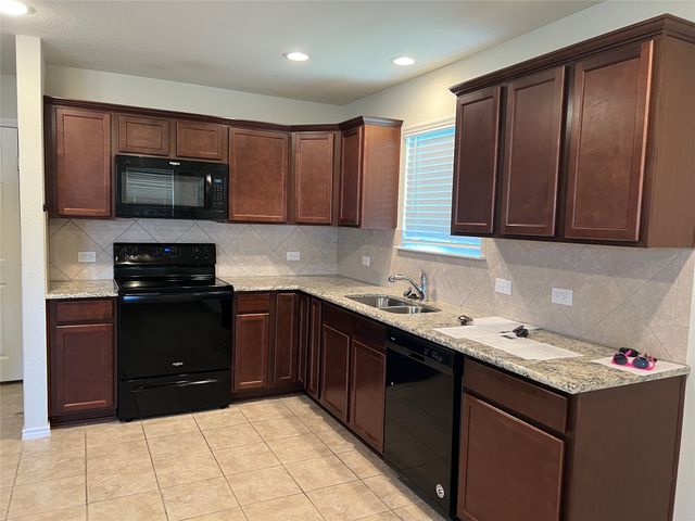 6024 Misty Breeze Drive, Fort Worth, TX 76179