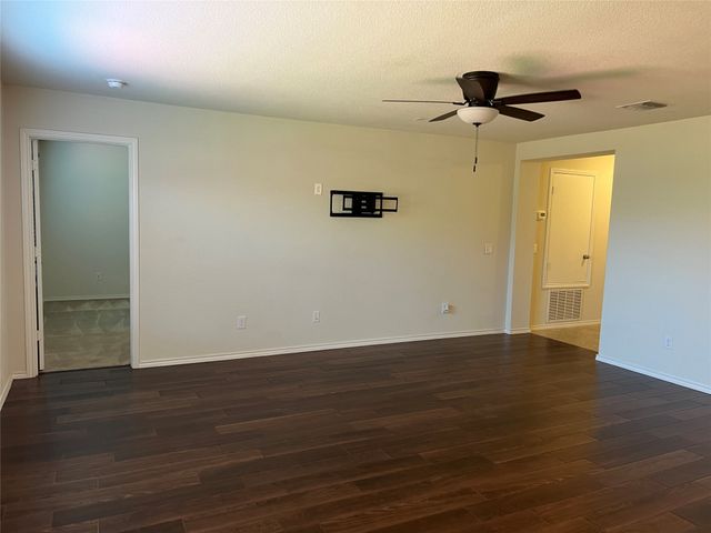 6024 Misty Breeze Drive, Fort Worth, TX 76179
