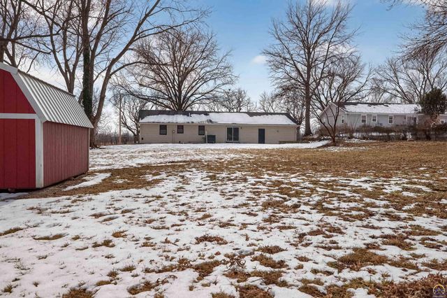 2538 SE 37th ST, Topeka, KS 66605