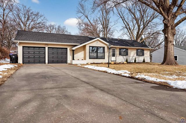 2538 SE 37th ST, Topeka, KS 66605