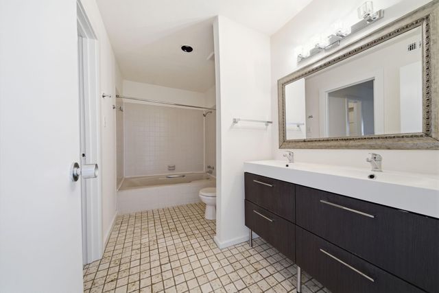 1107 Jackson Boulevard A, Houston, TX 77006