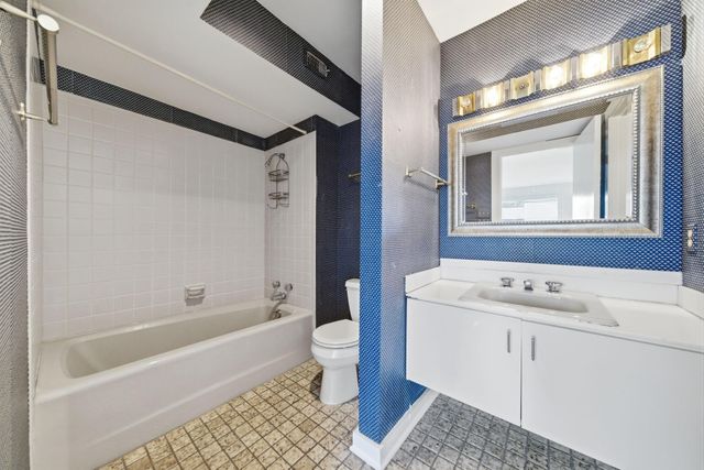 1107 Jackson Boulevard A, Houston, TX 77006