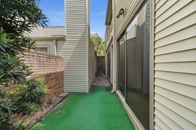 1107 Jackson Boulevard A, Houston, TX 77006