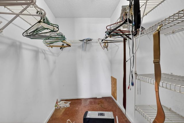 2641 W Gately Dr W W 906, West Palm Beach, FL 33415