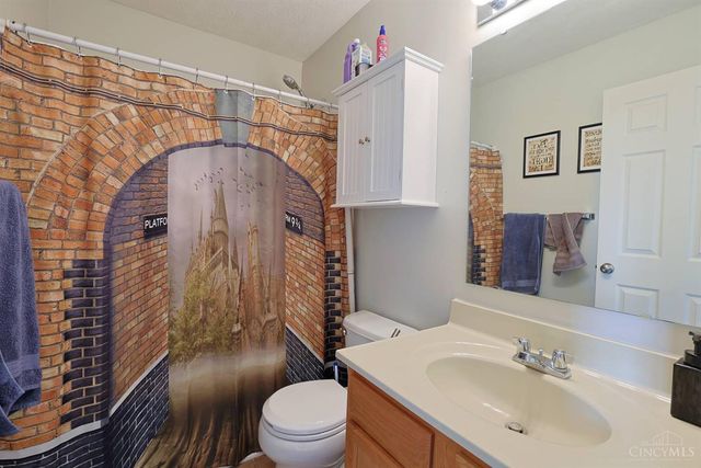 103 Day Place, Trenton, OH 45067