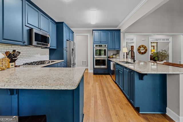 187 Shoreline Circle, Newnan, GA 30263