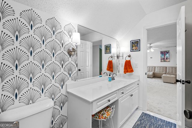 187 Shoreline Circle, Newnan, GA 30263