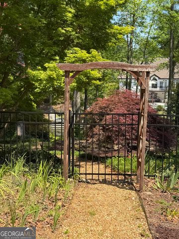 187 Shoreline Circle, Newnan, GA 30263