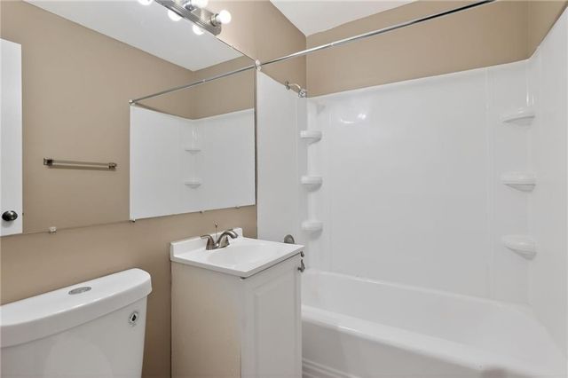 11104 BRISTOL Terrace, Kansas City, MO 64134