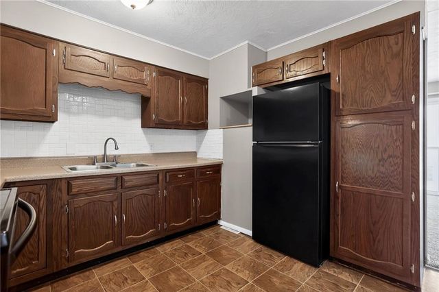 11104 BRISTOL Terrace, Kansas City, MO 64134