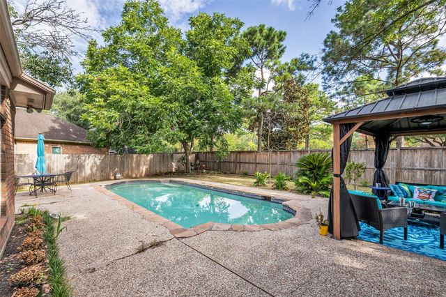 7543 Basswood Forest Court, Houston, TX 77095